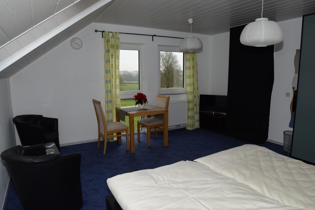 B&B V.K. Pgmbh St. Vith Room photo