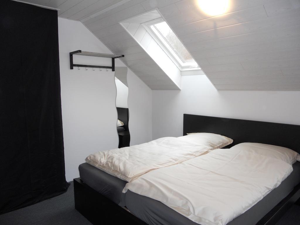 B&B V.K. Pgmbh St. Vith Room photo